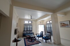 Lyn s Homestay, Itanagar Lyn s Homestay, Itanagar
