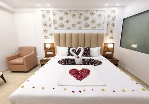 Hotel Kartik Palace