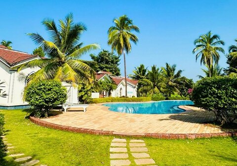 Aetheria By Sash Villas at Siolim with Field View