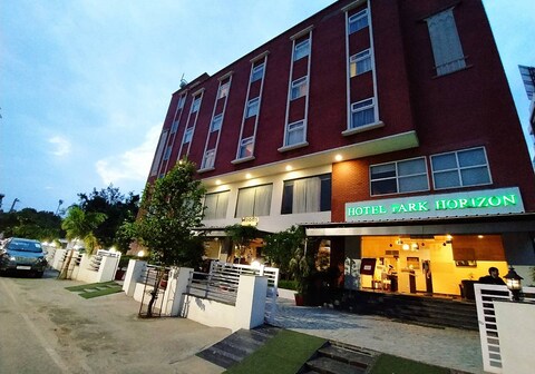 HOTEL PARK HORIZON