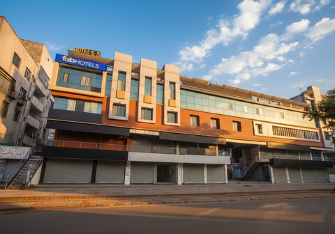 FabHotel S.S- Opp. Vishwakarma Engineering College