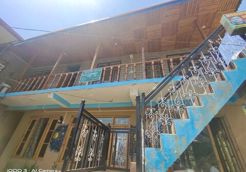 Highway Cottage Homestay Chohani