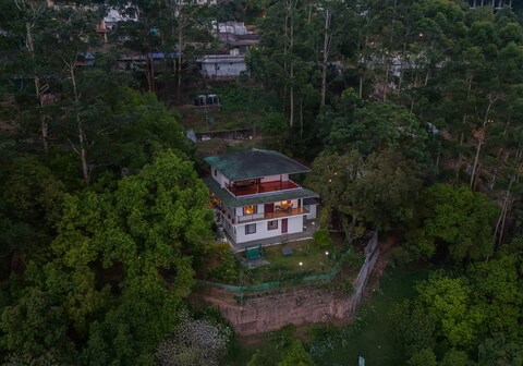 StayVista at Atrium @ Vale Echoes