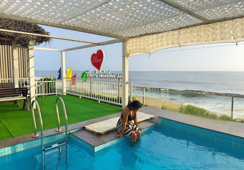 The Cabana Beach Front Rooms