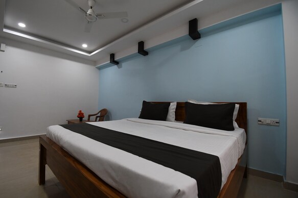 Hotel O Ayesha Palace