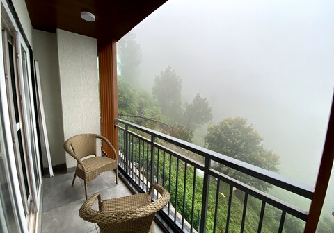 Mountain Getaway 3BHK