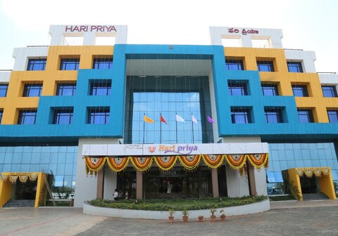 Hotel Haripriya