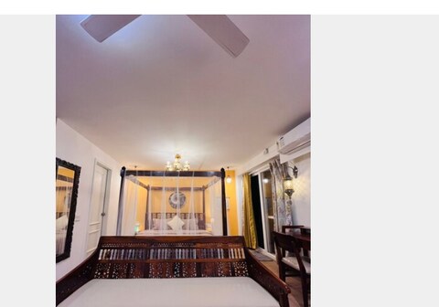The Heritage Hideaway