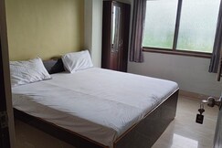 shri hari kunj P.guest house, Varanasi shri hari kunj P.guest house, Varanasi