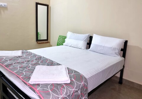 Sannidhi Service Apartments