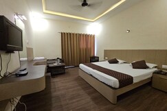 Hotel Padmini International, Varanasi Hotel Padmini International, Varanasi