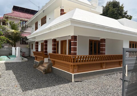 Marvel Villas