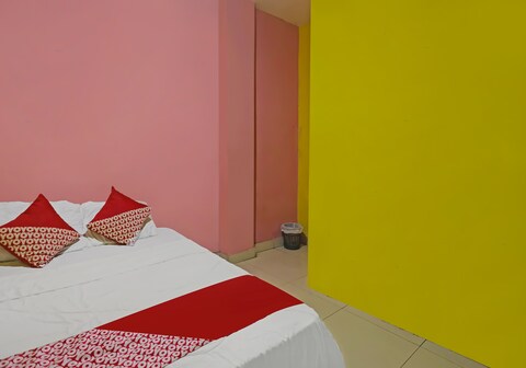 Hotel O Pelangi House 789 Syariah