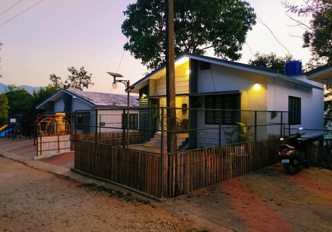 Vythiri Lakeshore Resort