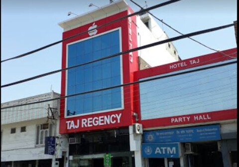 Hotel Taj Regency