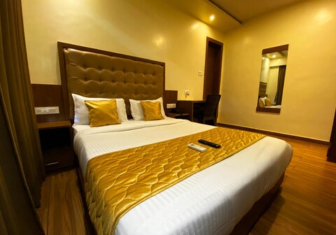 Hotel Palms Residency Mumbai
