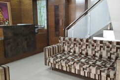Santosh Lodge, Nashik Santosh Lodge, Nashik