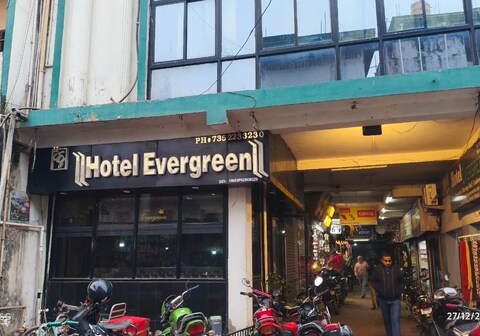 HOTEL EVERGREEN