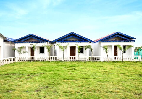 Hotel O Mango Leaf Hotel & Restaurant