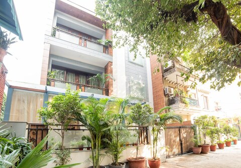 GG Bed and Breakfast | Rooms & Restaurant