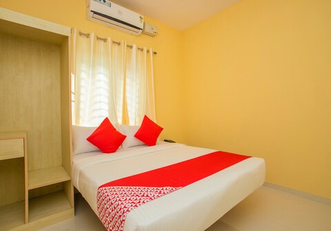 Hotel O Varcity Emerald Near Ragigudda Sri Prasanna Anjaneyaswamy Temple