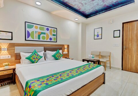 Treebo Vinayak Inn, Jagatpura