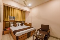 OYO 7727 Hotel Sarovar Grand, Mumbai OYO 7727 Hotel Sarovar Grand, Mumbai