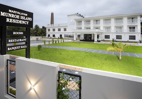 Mariyalayam Munroe Island Residency