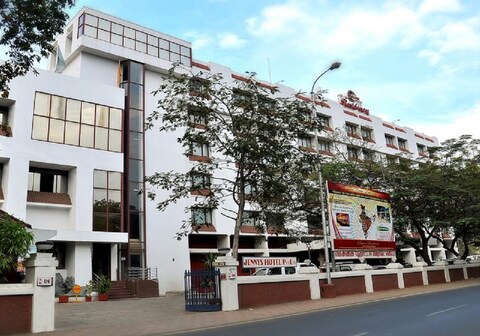 Breeze Residency