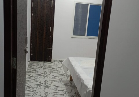 Shree Hostel & Guest House