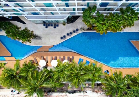 هوتل باراكودا باتايا باي هيتون