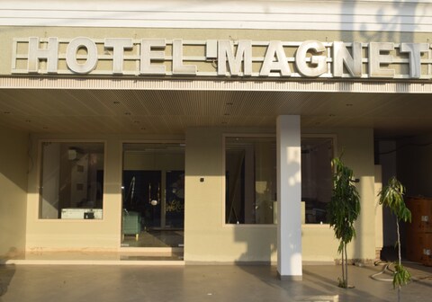 Hotel Magnet