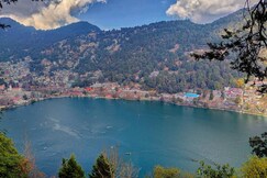 Lake white House Nainital, Nainital Lake white House Nainital, Nainital