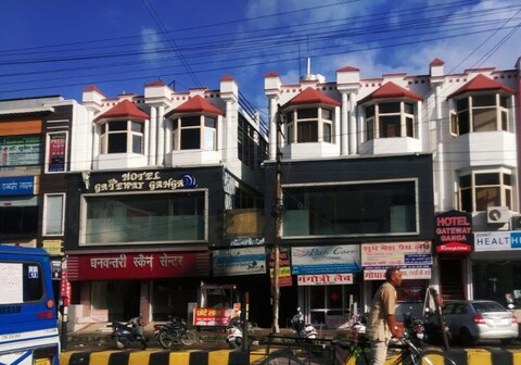 HOTEL GATEWAY GANGA