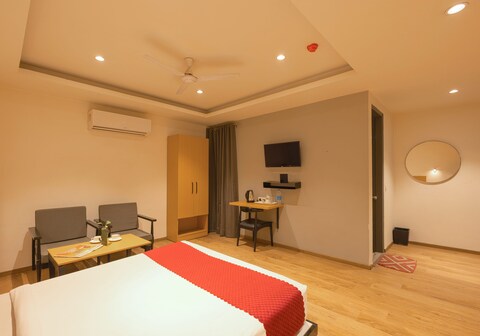 Hotel Yashobhoomi Tashree Dwarka