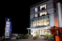 Hotel Silver Seven, Pune Hotel Silver Seven, Pune