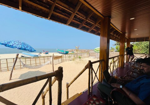 Marari Sunset Beach Villa