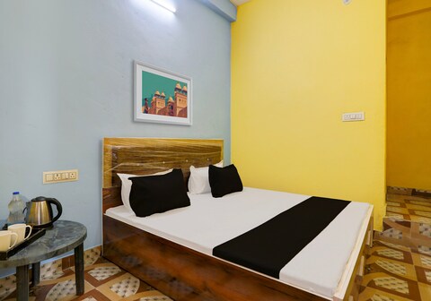 SPOT ON DREAM PALACE HOTEL