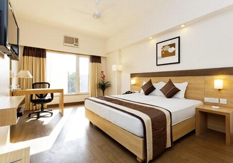 Luxe 8 Golf Course Rd Near Cyber Hub & Galleria