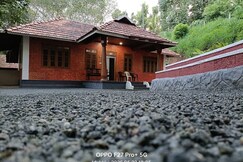 Illam Munnar, Munnar Illam Munnar, Munnar