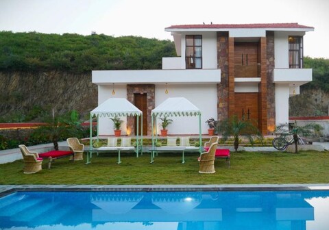 Queens Villa