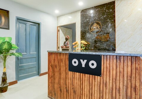 Hotel O Apex Residency