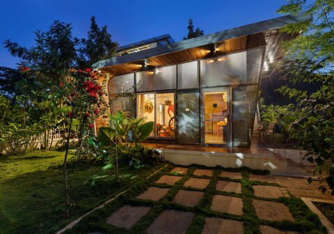 Skycrest Villa by StayJade|Nandi Hills|Plunge Pool