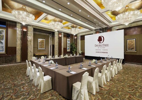 DoubleTree by Hilton Hotel Shanghai - Pudong