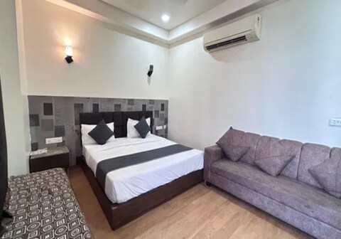 FabHotel Harsh Paradise