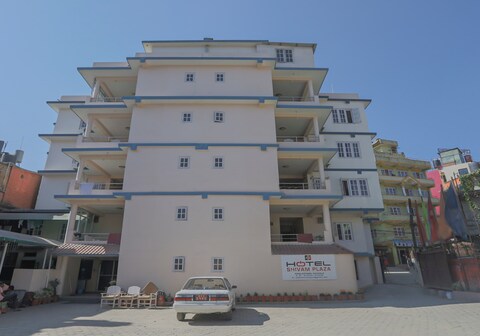 OYO 789 Hotel Shivam Plaza