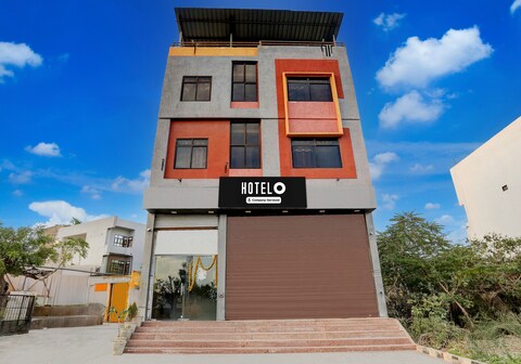 Hotel O Sector 6 Hiran Magri