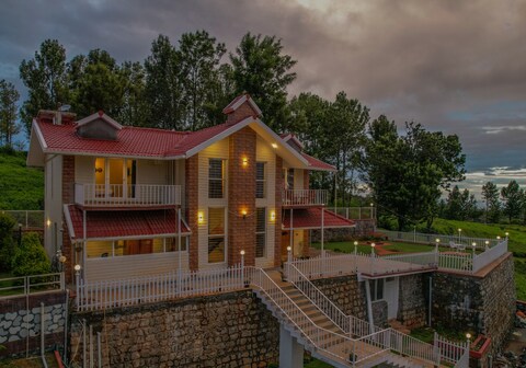 Rock Villa by Xplore Indo