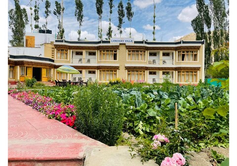 Lonchay Villa Sankar