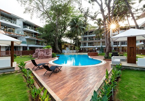 The Eternal Wave by Krish Retreat